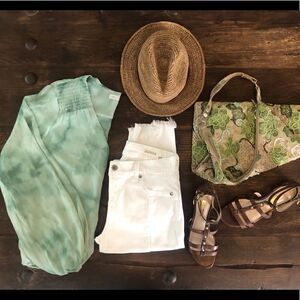 🌻Flat Lay of the Day🌻